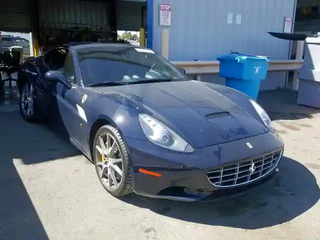 ZFF65TJA5D0195122 2013 FERRARI CALIFORNIA-0