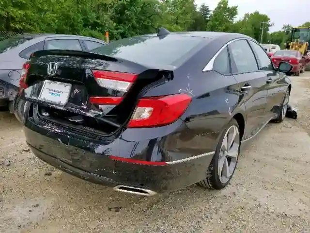 1HGCV1F91JA080304 2018 HONDA ACCORD TOURING-3