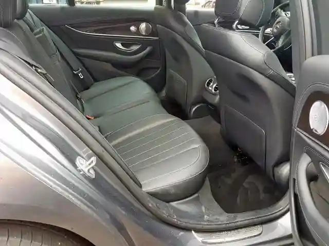 WDDZF4KB1HA075975 2017 MERCEDES-BENZ E 300 4MATIC-5