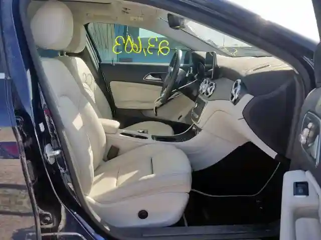 WDCTG4EB2JJ416096 2018 MERCEDES-BENZ GLA 250-4