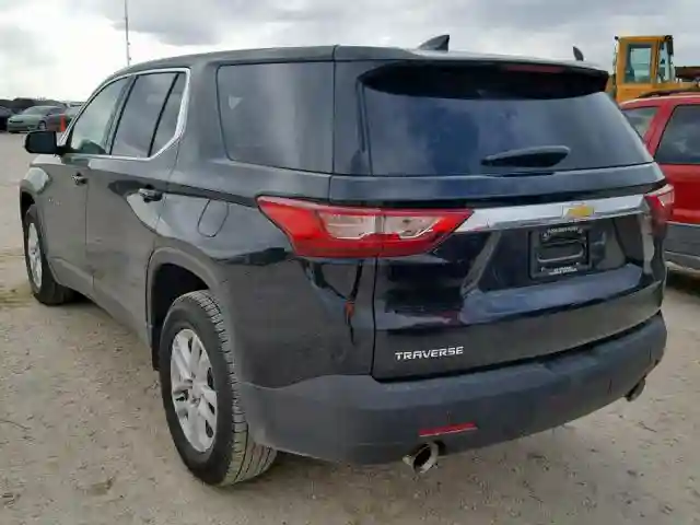 1GNERFKW2KJ181574 2019 CHEVROLET TRAVERSE LS-2