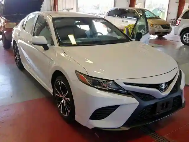 4T1B11HK9KU231732 2019 TOYOTA CAMRY L-0