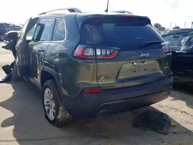 1C4PJLCB9KD387699 2019 JEEP CHEROKEE LATITUDE-2
