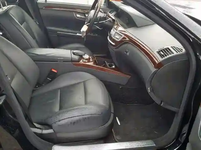 WDDNG9EB6DA536747 2013 MERCEDES-BENZ S 550 4MATIC-4