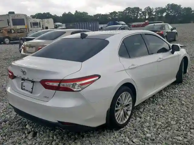 4T1B11HK5JU023233 2018 TOYOTA CAMRY L-3
