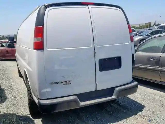 1GCZGUCG6F1280576 2015 CHEVROLET EXPRESS G3500-2