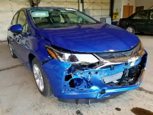 1G1BE5SM3K7119607 2019 CHEVROLET CRUZE LT-0