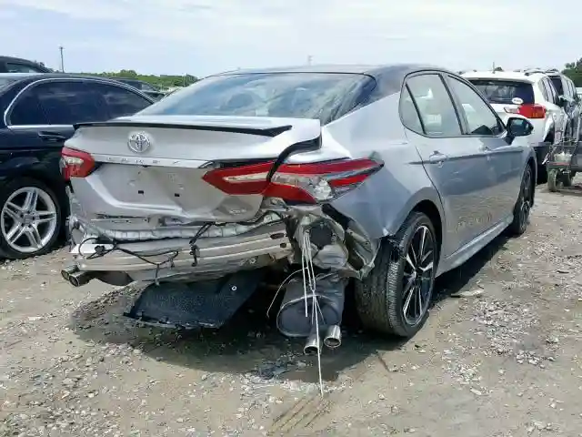 4T1B61HK4JU133286 2018 TOYOTA CAMRY XSE-3