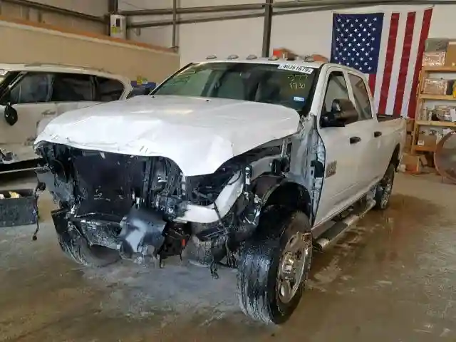 3C63R3GL0HG577176 2017 RAM 3500 ST-1