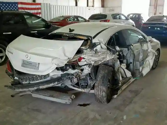 WDDSJ4EB1HN442135 2017 MERCEDES-BENZ CLA 250-3