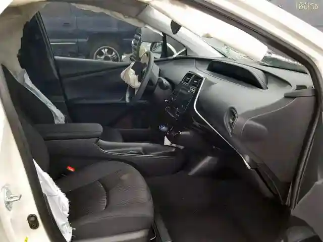 JTDKBRFUXH3056135 2017 TOYOTA PRIUS-4