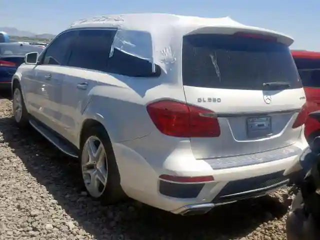 4JGDF7DE9DA266787 2013 MERCEDES-BENZ GL 550 4MATIC-2
