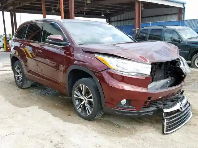 5TDKKRFH6GS160606 2016 TOYOTA HIGHLANDER XLE-0