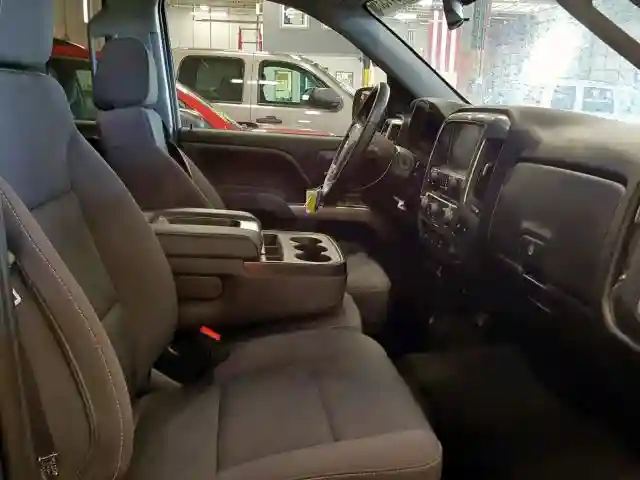 1GCVKRECXHZ318464 2017 CHEVROLET SILVERADO K1500 LT-4