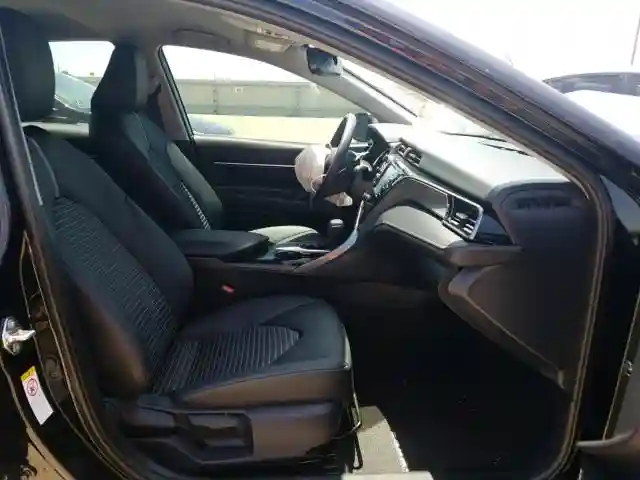 4T1B11HK6KU193151 2019 TOYOTA CAMRY L-4