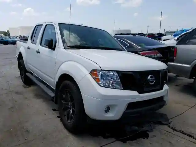 1N6AD0ER5JN748423 2018 NISSAN FRONTIER S-0