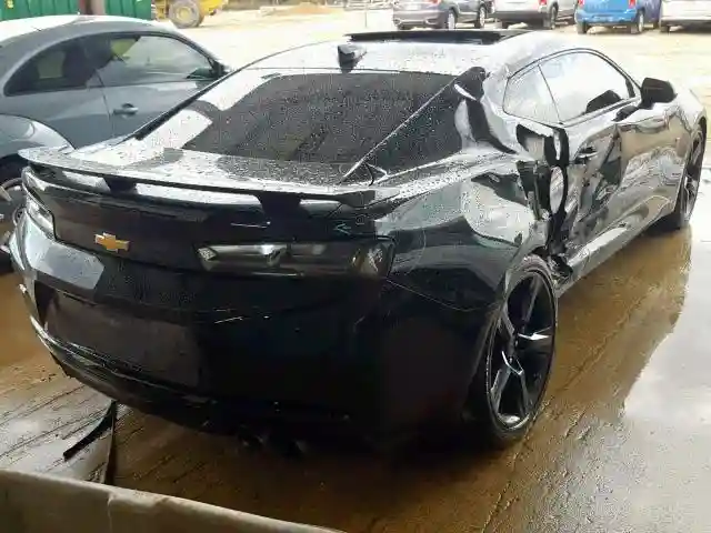 1G1FH1R74H0165188 2017 CHEVROLET CAMARO SS-3