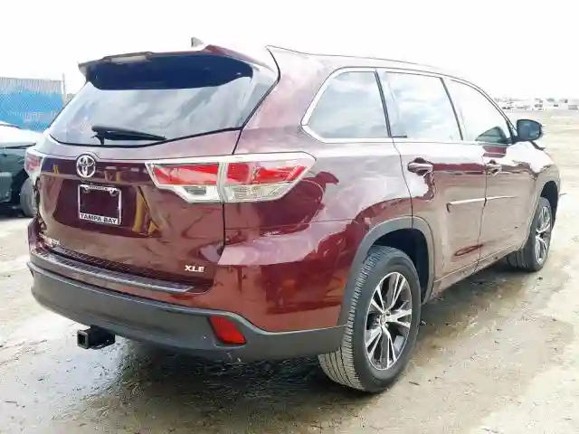 5TDKKRFH6GS160606 2016 TOYOTA HIGHLANDER XLE-3