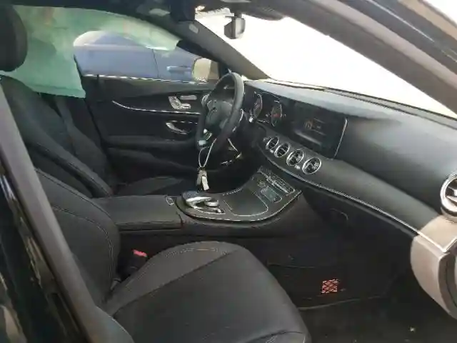 WDDZF4JB7JA308359 2018 MERCEDES-BENZ E 300-4