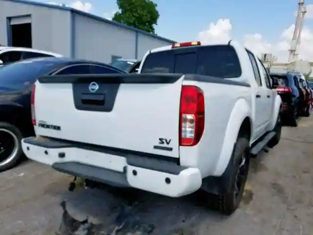1N6AD0ER5JN748423 2018 NISSAN FRONTIER S-3
