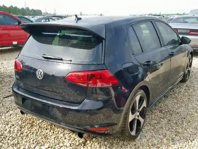 3VW4T7AU8HM074405 2017 VOLKSWAGEN GTI S-3
