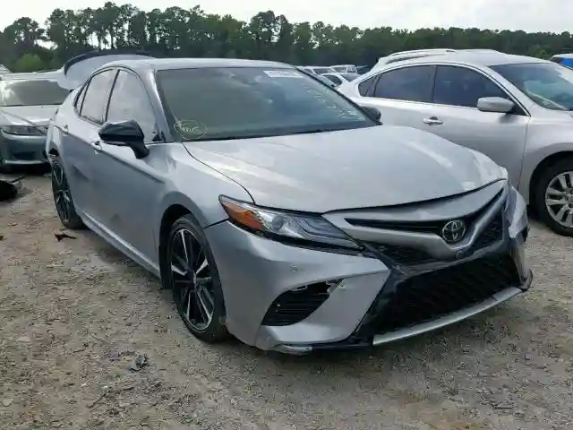 4T1BZ1HK0JU016473 2018 TOYOTA CAMRY XSE-0