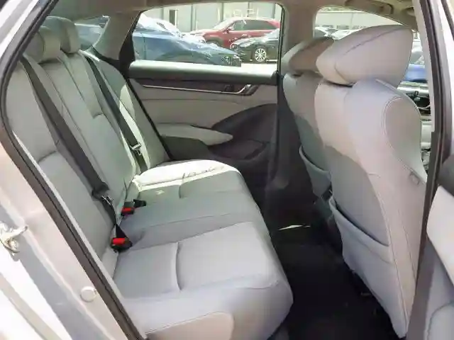 1HGCV3F44JA004589 2018 HONDA ACCORD HYBRID-5