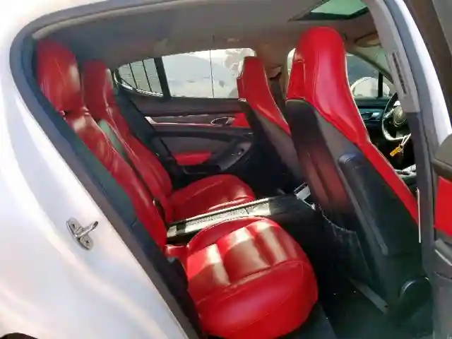 WP0AB2A74AL062071 2010 PORSCHE PANAMERA S-5