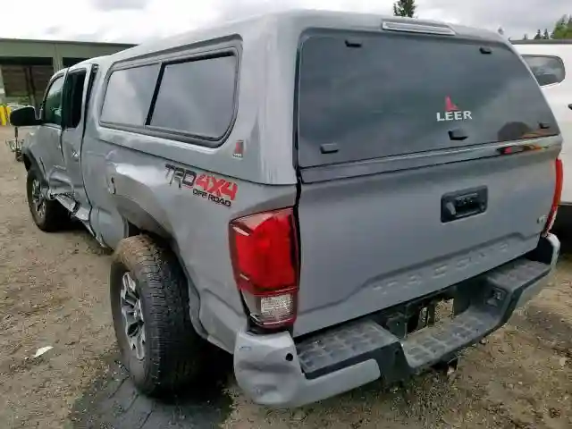 3TMDZ5BN6JM047304 2018 TOYOTA TACOMA DOUBLE CAB-2