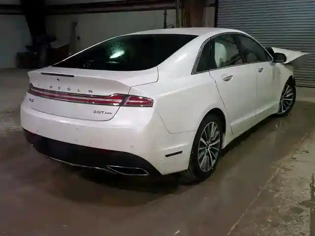 3LN6L5B97KR601687 2019 LINCOLN MKZ-3