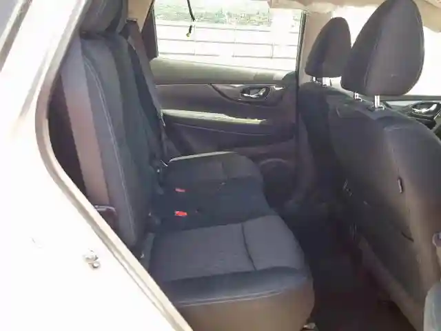 KNMAT2MTXKP516159 2019 NISSAN ROGUE S-5