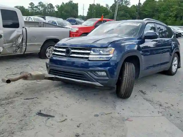 1V2CR2CA2JC561785 2018 VOLKSWAGEN ATLAS SE-1