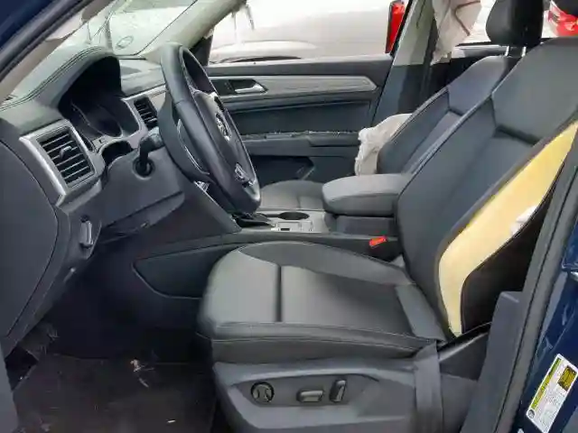 1V2CR2CA2JC561785 2018 VOLKSWAGEN ATLAS SE-4