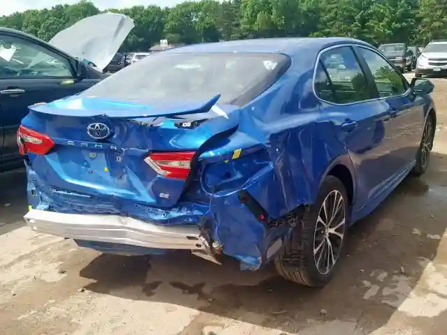 4T1B11HK5JU053316 2018 TOYOTA CAMRY L-3