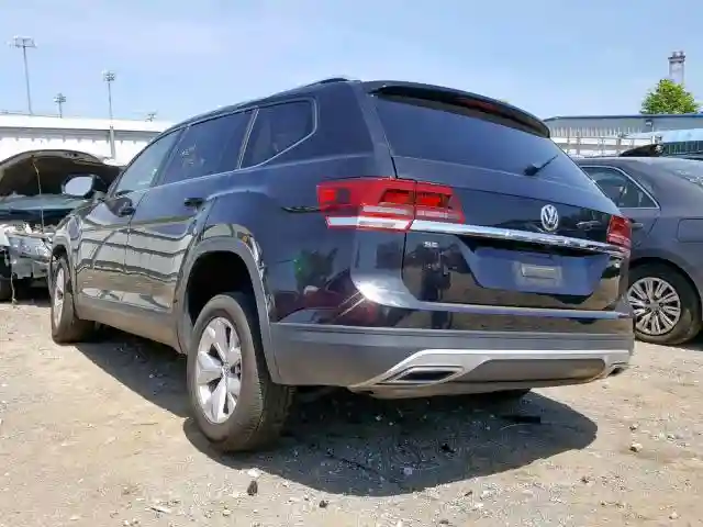 1V2CR2CA2JC505524 2018 VOLKSWAGEN ATLAS SE-2