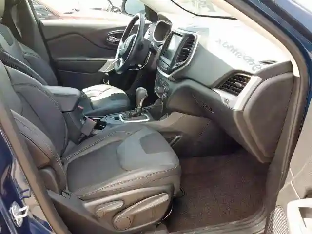 1C4PJLLX9JD584107 2018 JEEP CHEROKEE LATITUDE PLUS-4