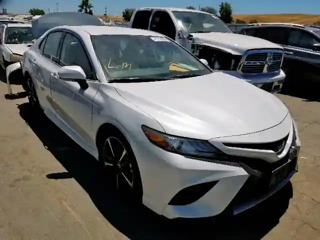 4T1B61HK5KU794438 2019 TOYOTA CAMRY XSE-0