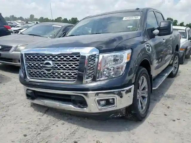 1N6AA1E68HN570358 2017 NISSAN TITAN SV-1
