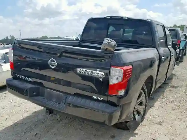 1N6AA1E68HN570358 2017 NISSAN TITAN SV-3