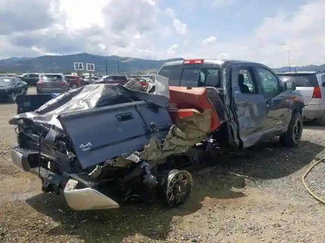 5TFCY5F18EX017338 2014 TOYOTA TUNDRA DOUBLE CAB SR/SR5-3