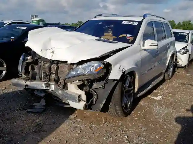 4JGBF8GE9CA767976 2012 MERCEDES-BENZ GL 550 4MATIC-1