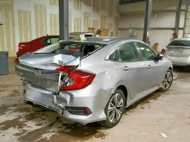 2HGFC1F32JH646051 2018 HONDA CIVIC EX-3
