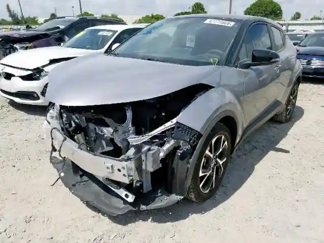 NMTKHMBX0KR091014 2019 TOYOTA C-HR XLE-1