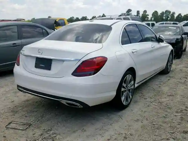 55SWF8DB6KU287141 2019 MERCEDES-BENZ C 300-3