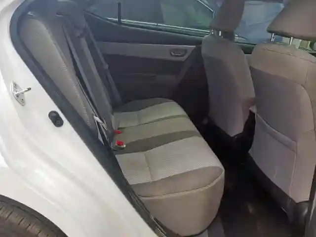 5YFBURHE8KP887938 2019 TOYOTA COROLLA L-5