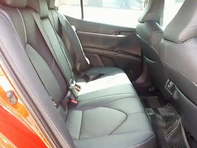 4T1B61HK5KU256712 2019 TOYOTA CAMRY XSE-5