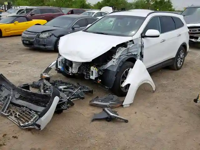 KM8SM4HF8JU277286 2018 HYUNDAI SANTA FE SE-1