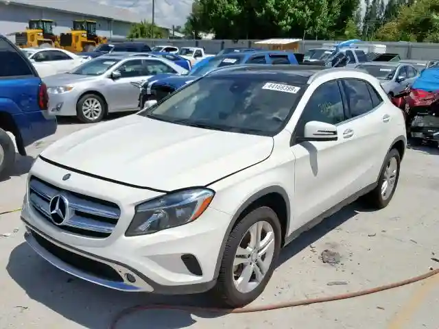 WDCTG4EB6GJ208554 2016 MERCEDES-BENZ GLA 250-1
