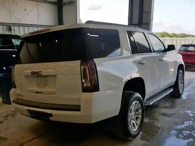 1GKS1BKC3HR388989 2017 GMC YUKON SLT-3