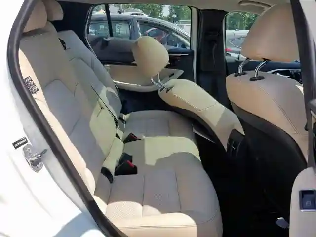 SJKCH5CR2KA011833 2019 INFINITI QX30 ESSENTIAL-5